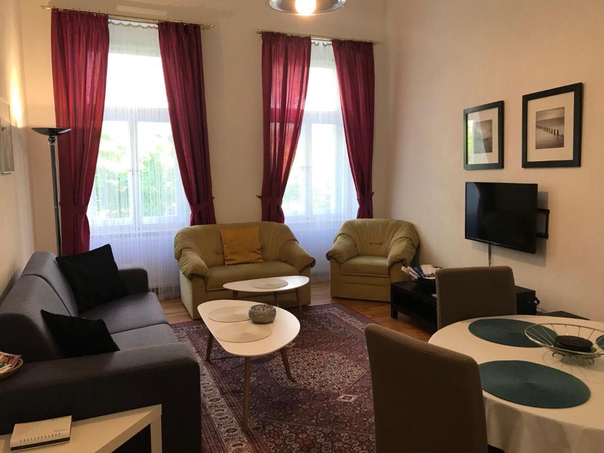 Apartment Sadova Карловы Вары Экстерьер фото