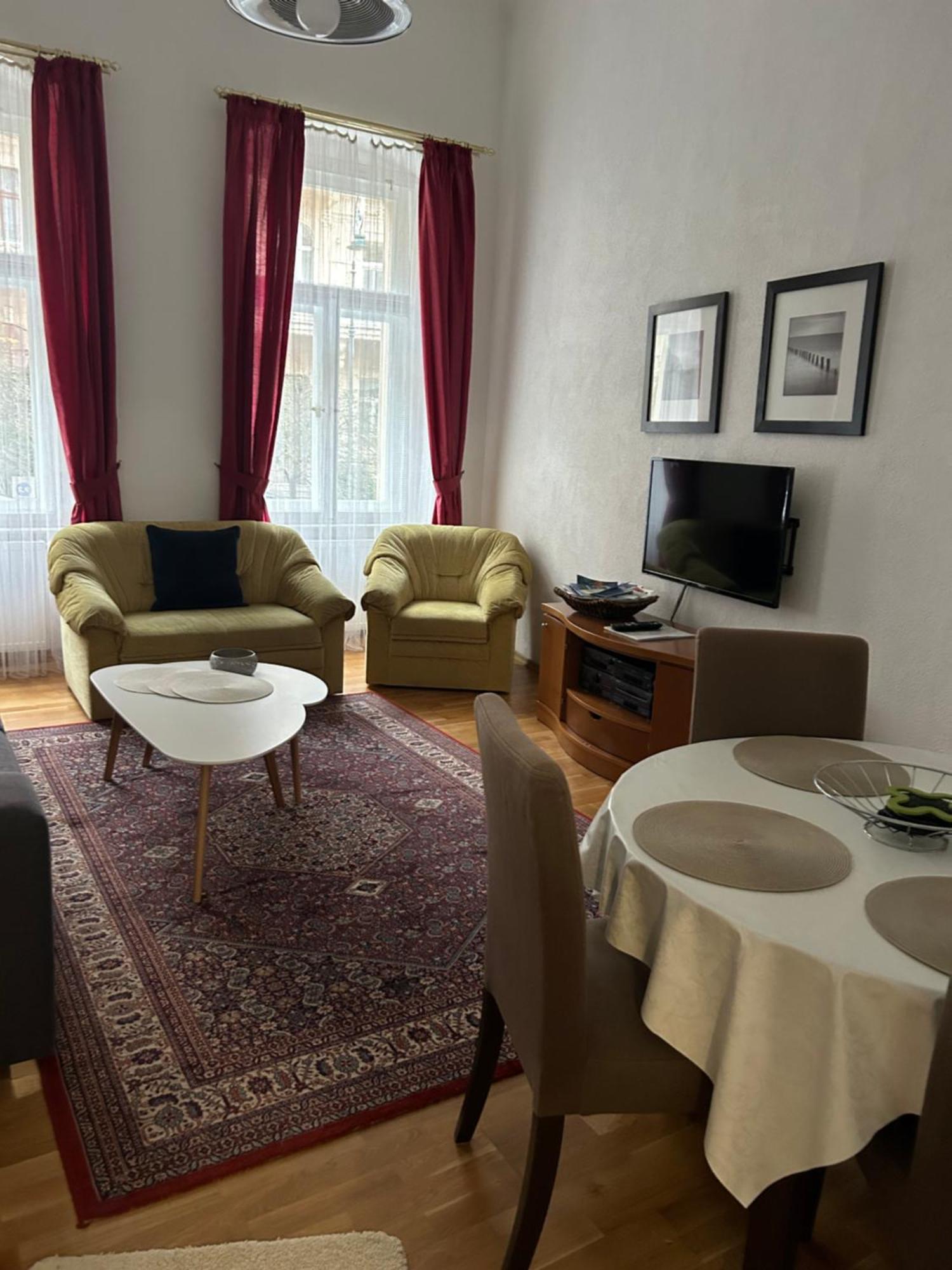 Apartment Sadova Карловы Вары Экстерьер фото