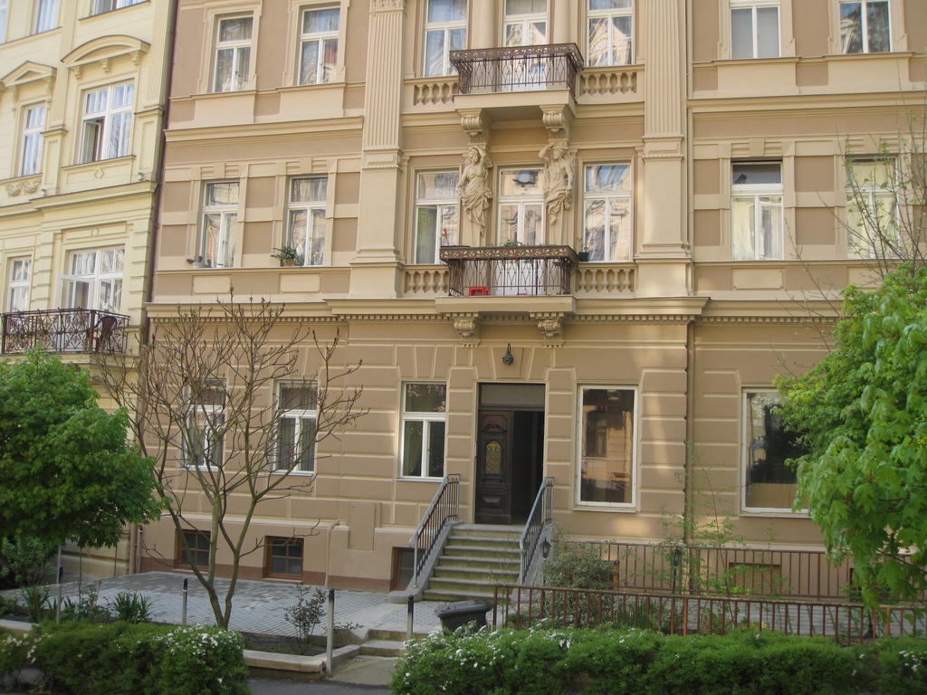 Apartment Sadova Карловы Вары Экстерьер фото